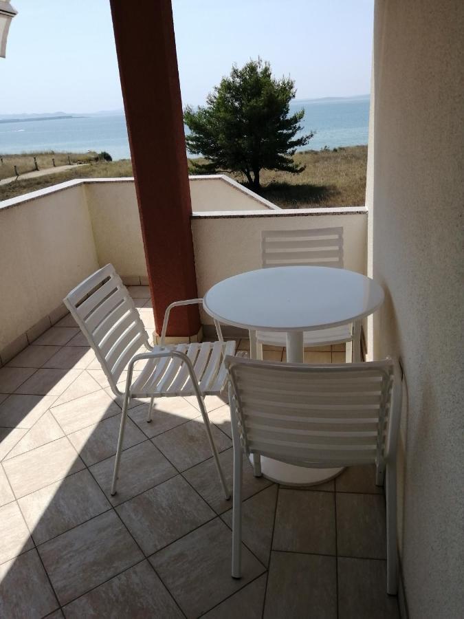 Apartments Vujic Нин Экстерьер фото