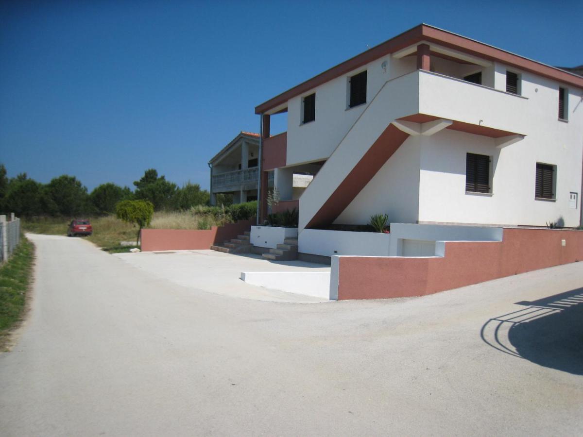 Apartments Vujic Нин Экстерьер фото